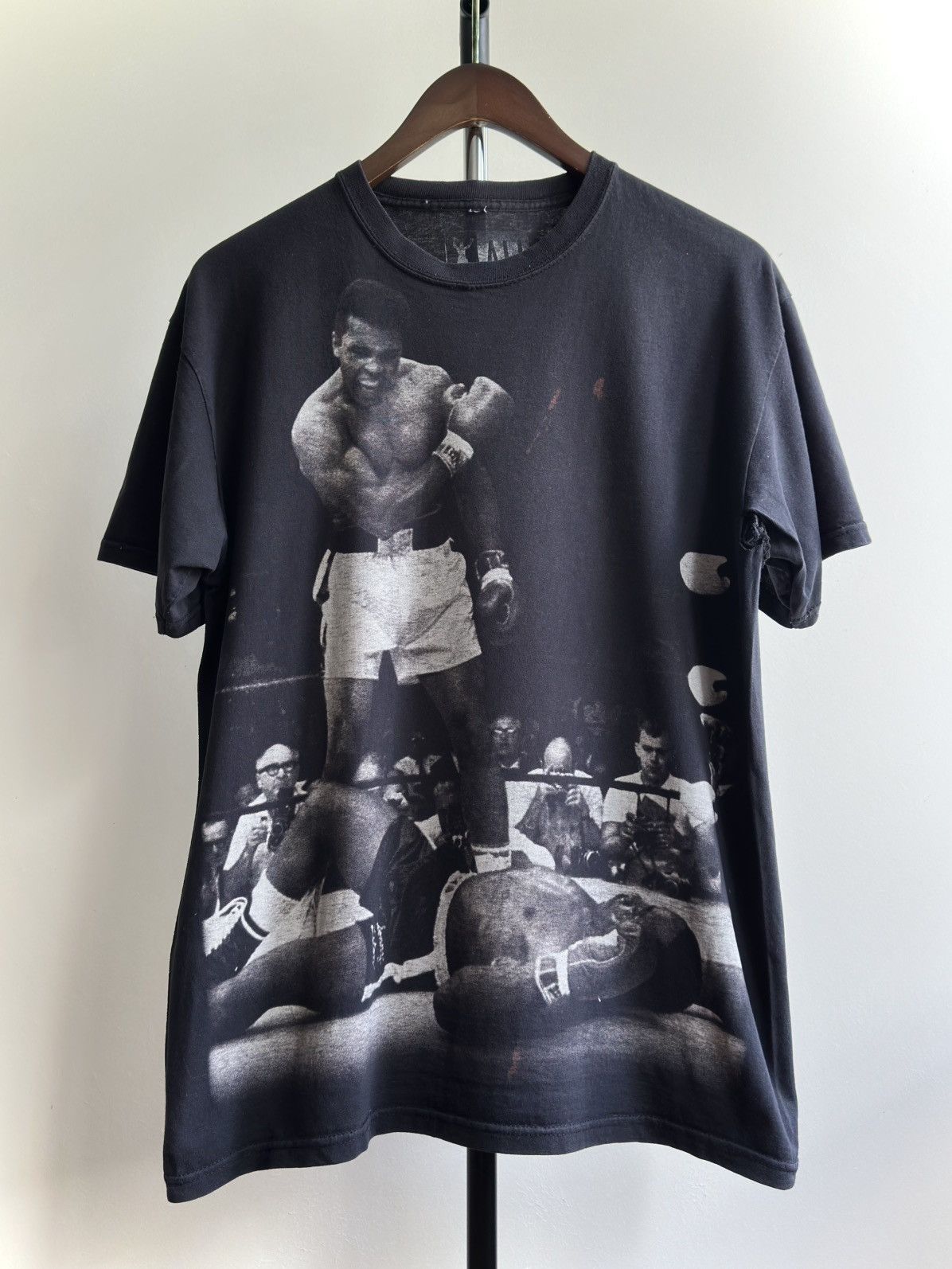 Vintage Vintage Muhammad Ali vs Sonny Liston Graphic Tee Size US M / EU 48-50 / 2 - 1 Thumbnail