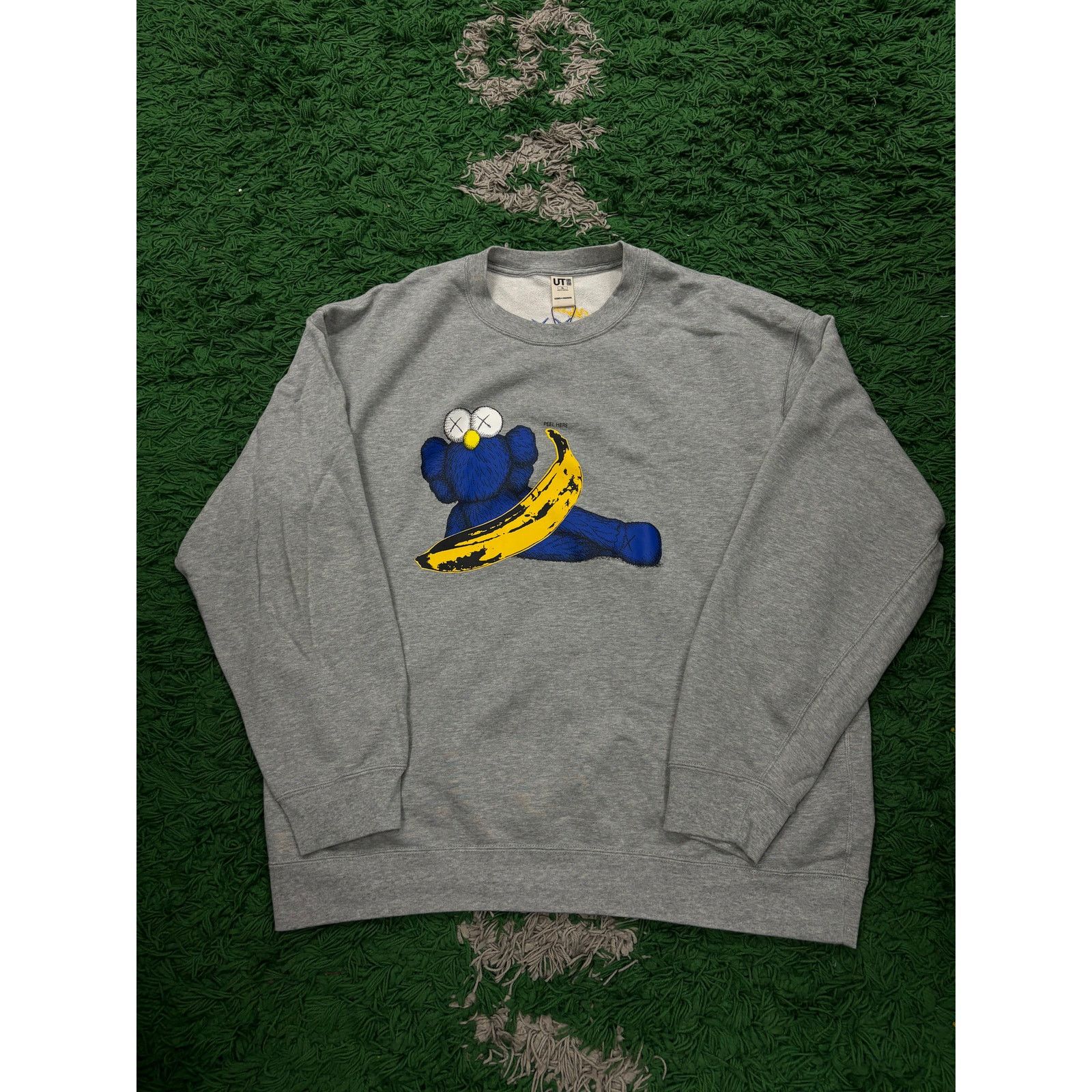 Kaws Kaws H&M Warhol Crewneck Grey Used XL Size US XL / EU 56 / 4 - 1 Thumbnail