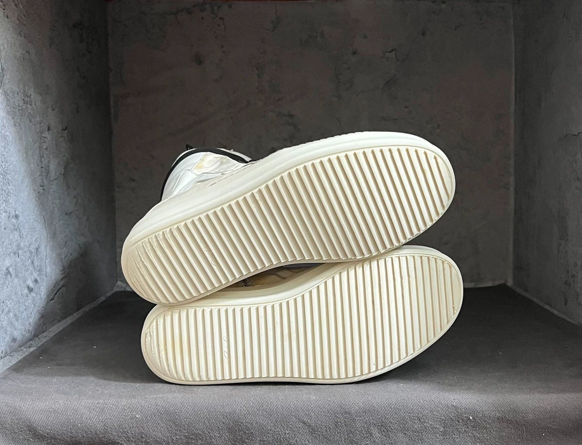 Rick Owens Rickowens Main Line Cowhide Paper Leather High-Top Milk Size US 8 / EU 41 - 8 Thumbnail