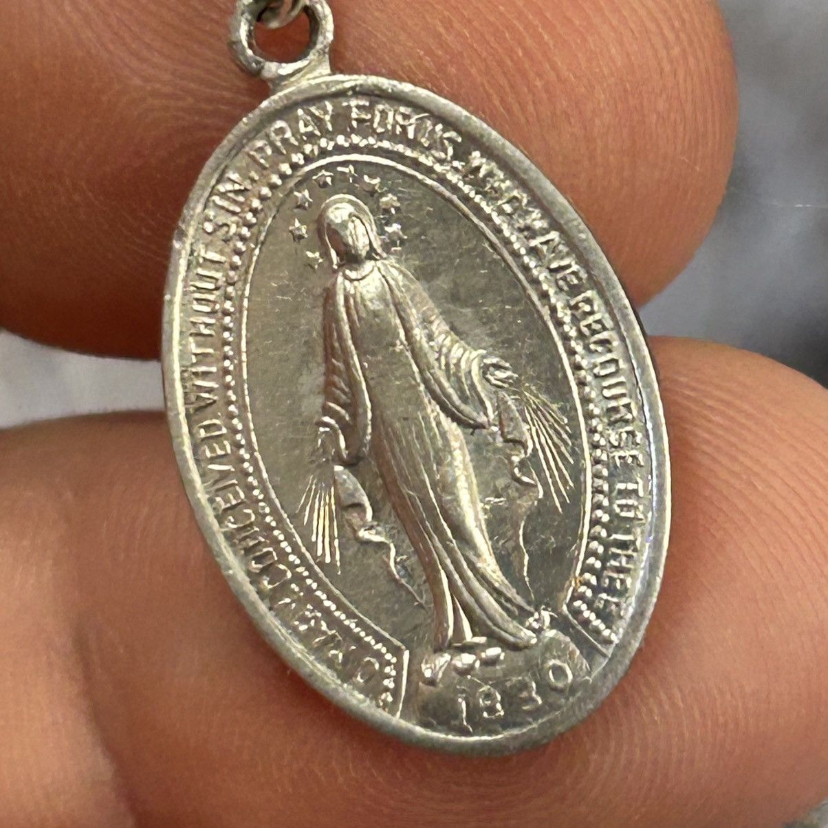 Vintage Vintage Saint Mary Miraculous pendant on chain necklace Size ONE SIZE - 5 Thumbnail