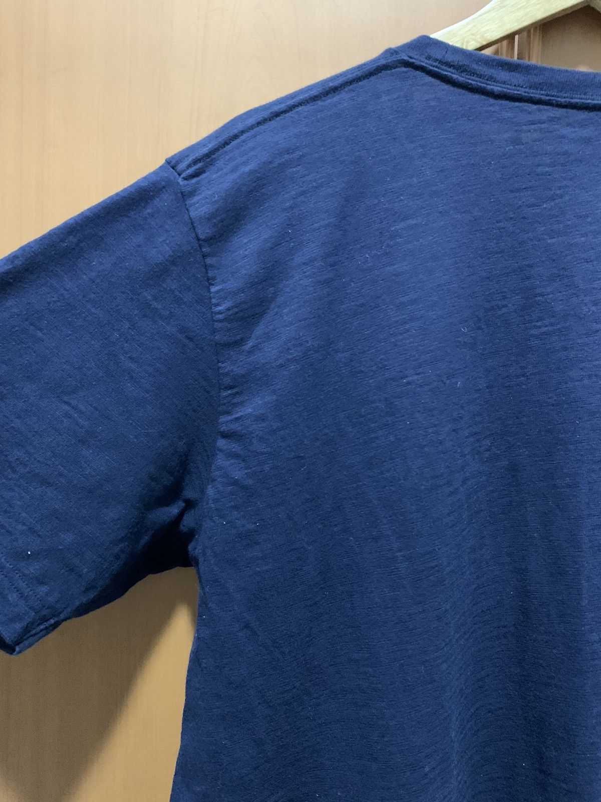 Uniqlo Uniclo Hokusai Blue Pocket Tee Size US XL / EU 56 / 4 - 6 Thumbnail