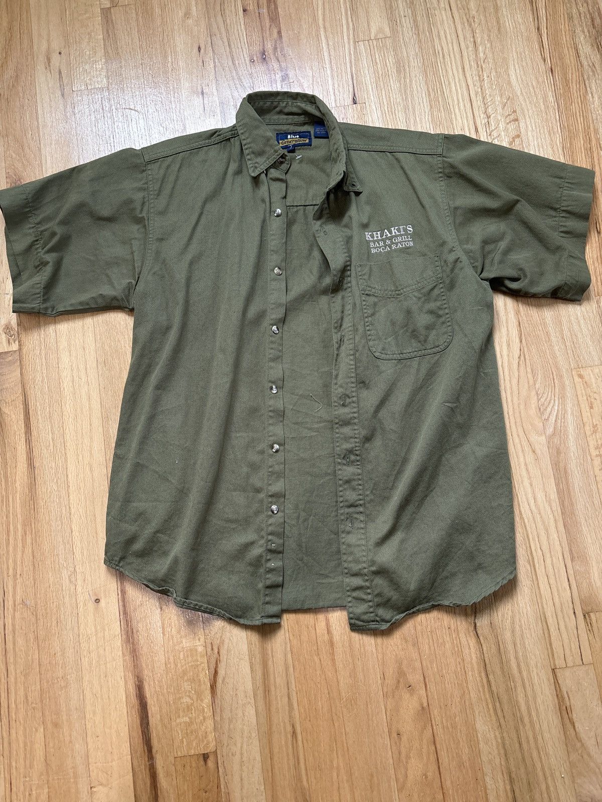 Other Green Short Button Up Size US S / EU 44-46 / 1 - 1 Thumbnail