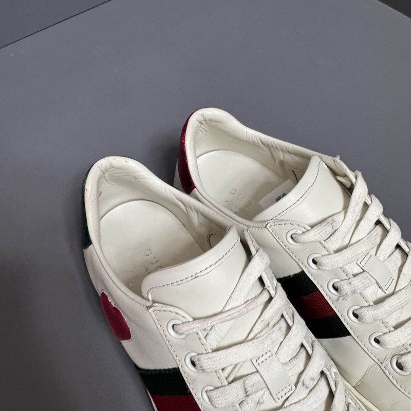 Gucci Gucci Ace Heart Pattern Sneakers for Women - Size US 8 / IT 38 - 9 Thumbnail