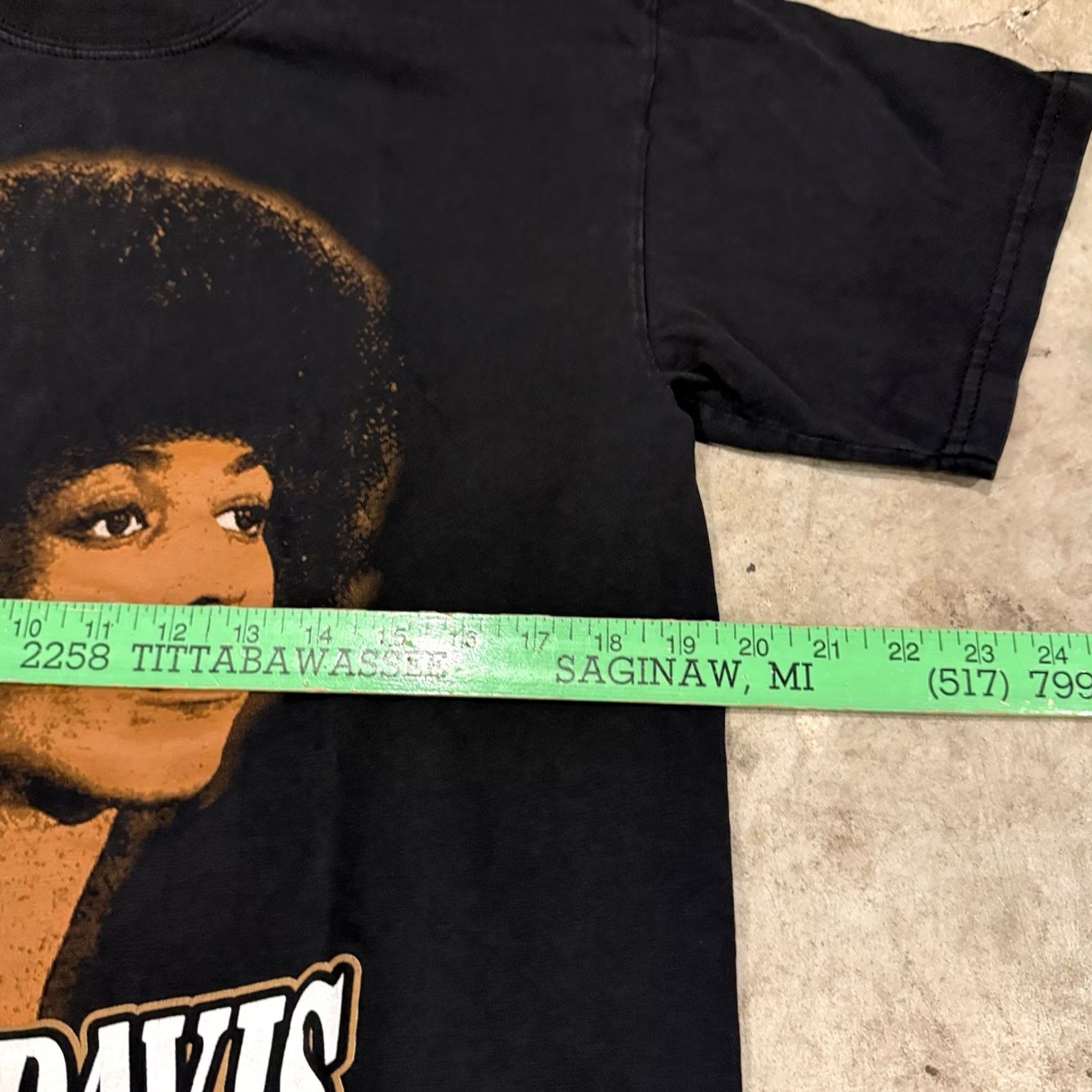 Vintage VINTAGE Angela Davis 1990s Photo Black Panther Rare Shirt Medium Black Shirt Unisex Adults 90s Size US M / EU 48-50 / 2 - 5 Thumbnail