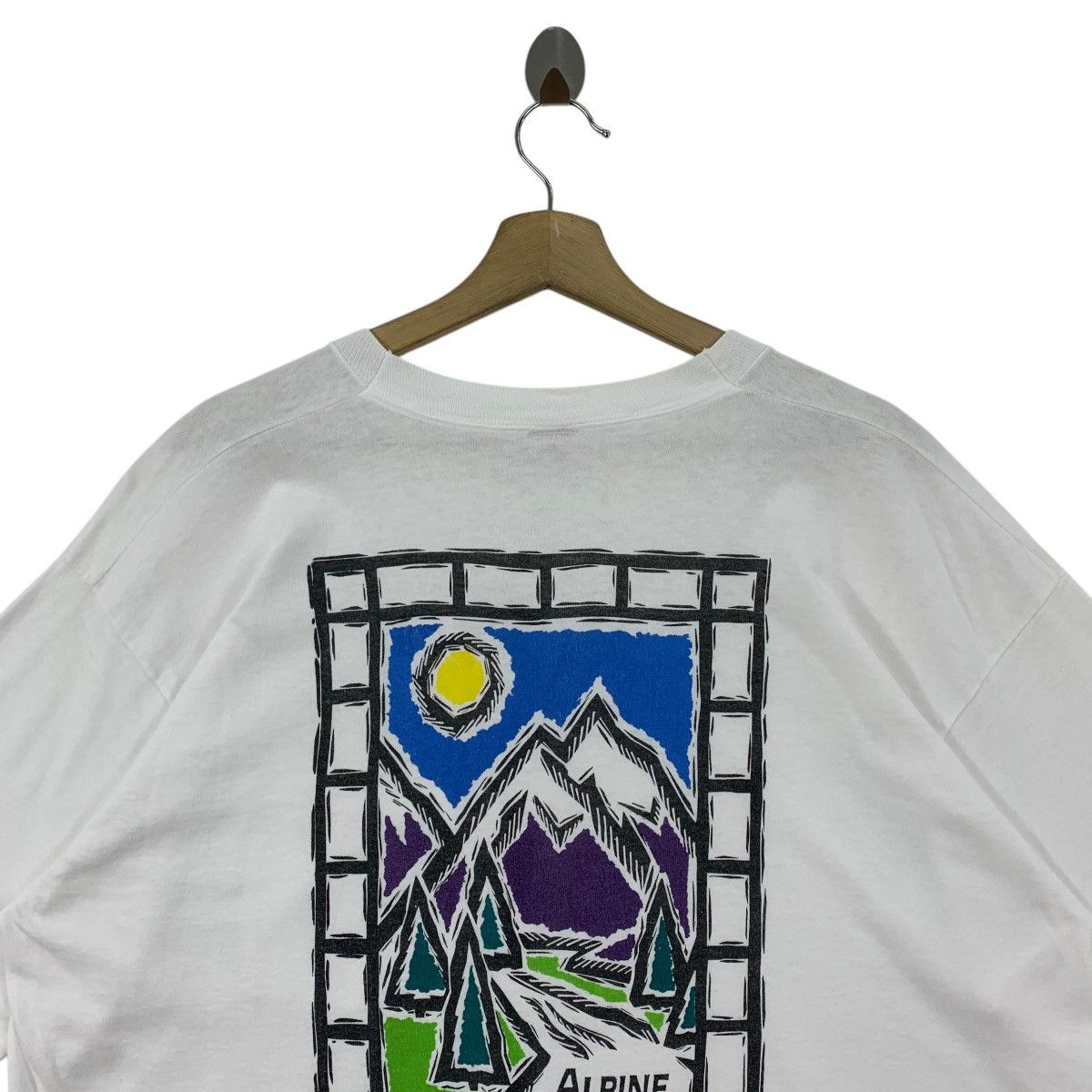 Vintage Vintage ALPINE Outdoor back hit print tee Size US XL / EU 56 / 4 - 11 Thumbnail