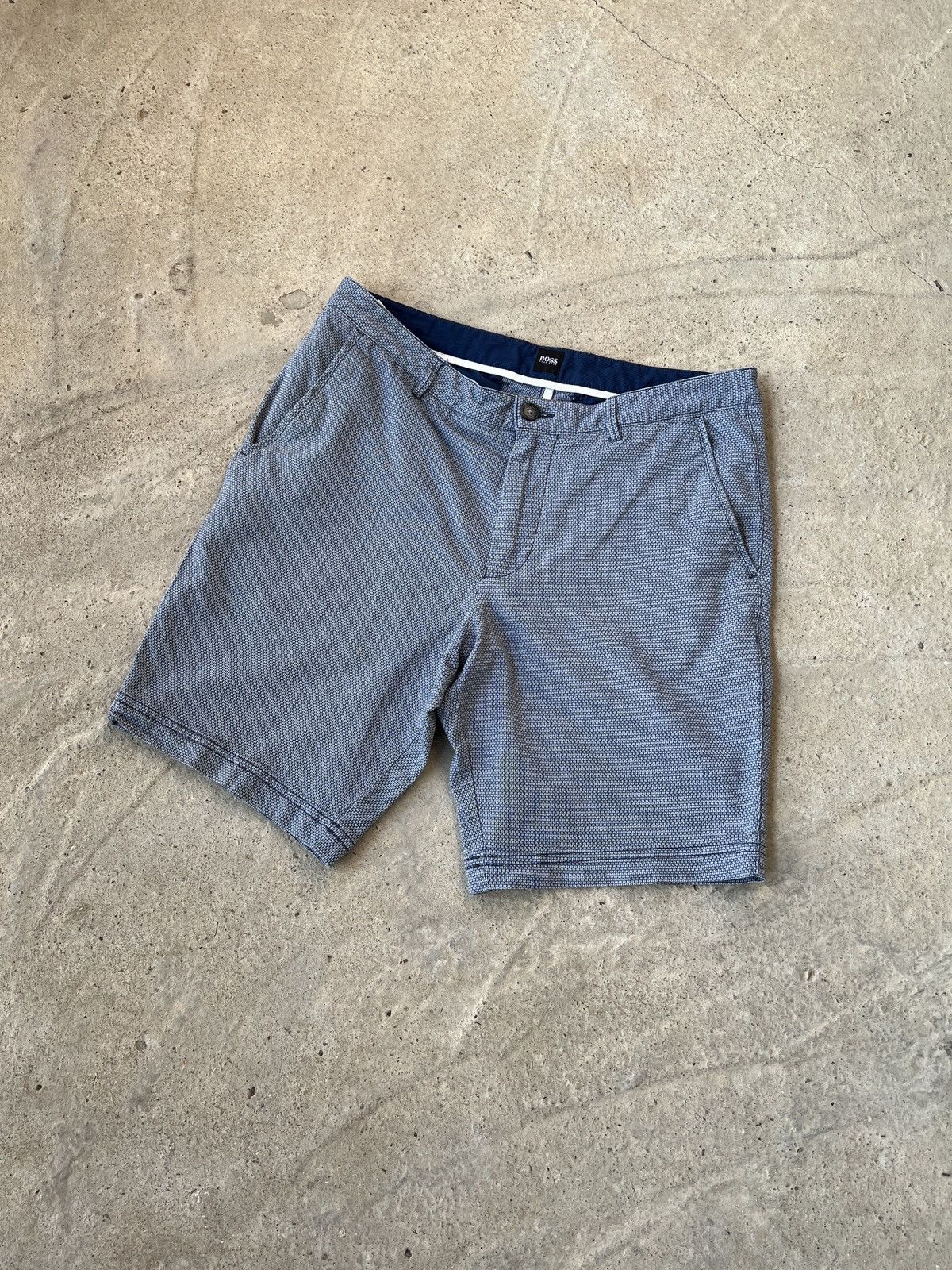 Hugo Boss Hugo Boss Shorts Size US 32 / EU 48 - 1 Thumbnail