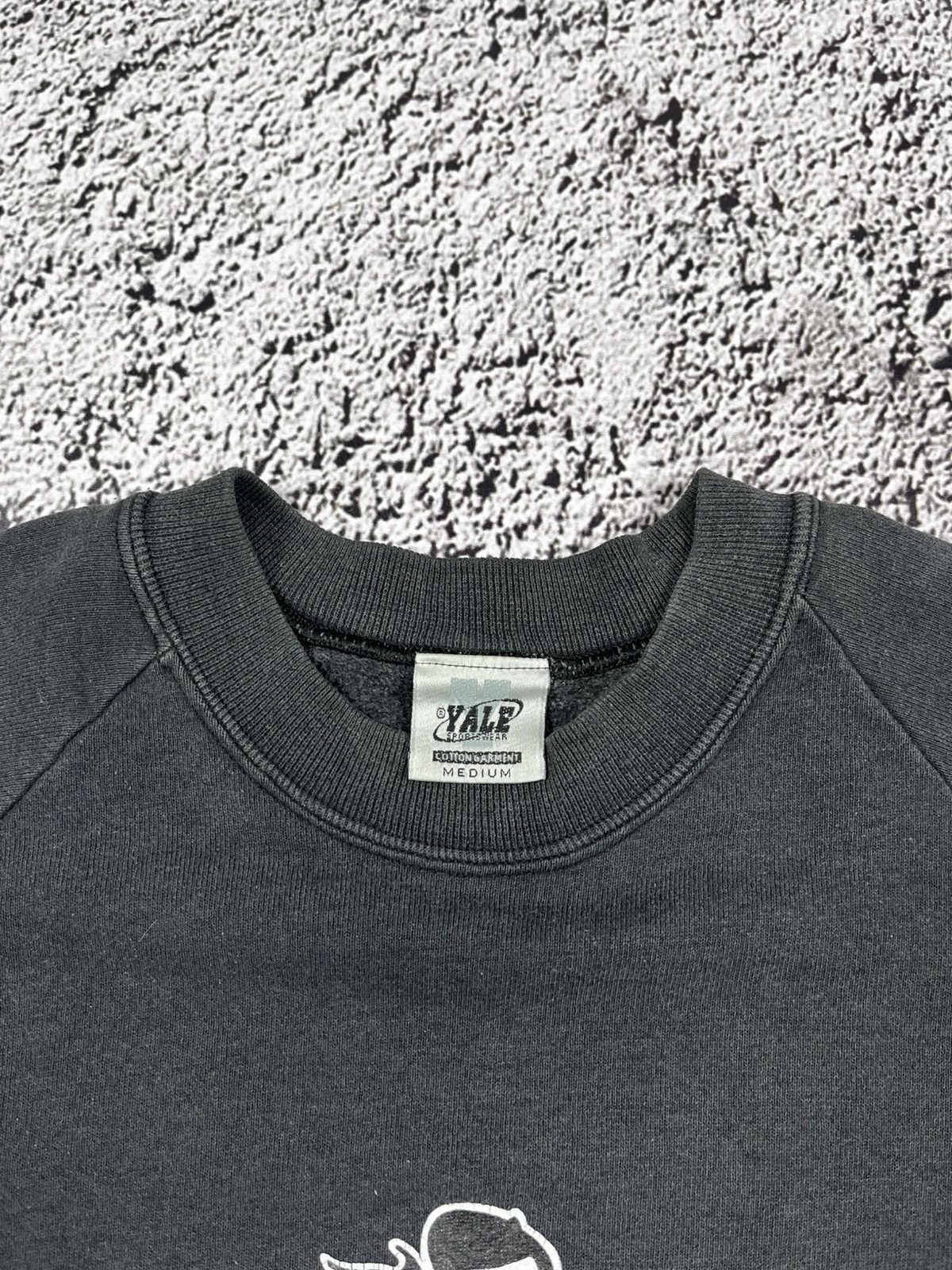 Vintage Vintage 90s Yale University Sweatshirt streetwear rare M Size US M / EU 48-50 / 2 - 9 Thumbnail