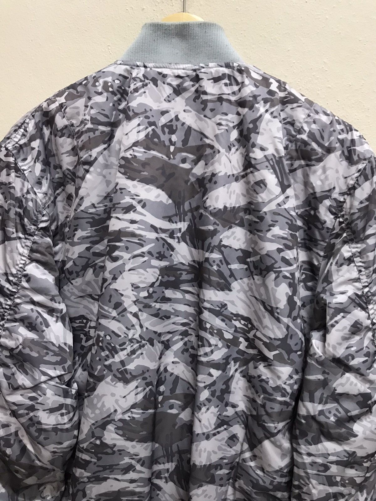 Japanese Brand Fieldcore Warm & Toughness Navy Camo Style Bomber Jacket Size US L / EU 52-54 / 3 - 17 Thumbnail
