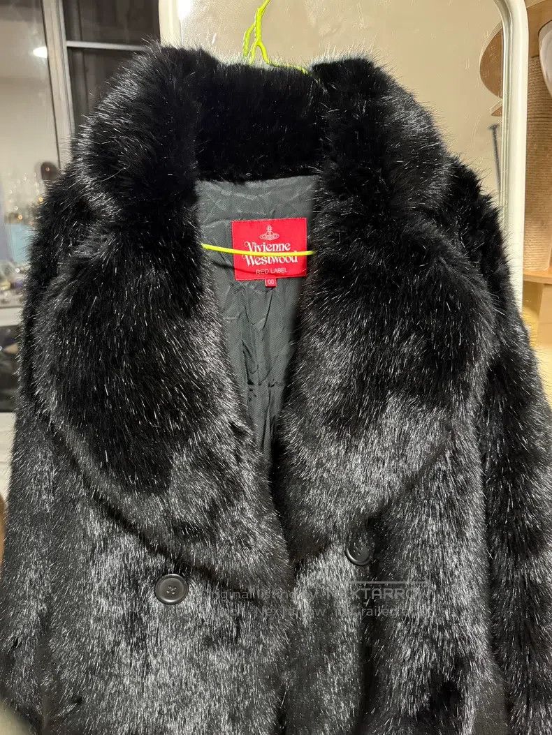 Vivienne Westwood Vivienne Westwood size 00 Limited Edition Eco-Friendly Fur Size S / US 4 / IT 40 - 2 Thumbnail