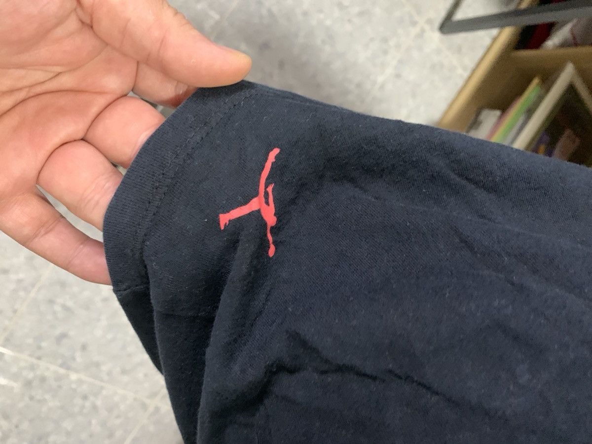 Jordan Brand × Nike Nike Air Jordan Tshirt missing wash tag Size US L / EU 52-54 / 3 - 3 Thumbnail