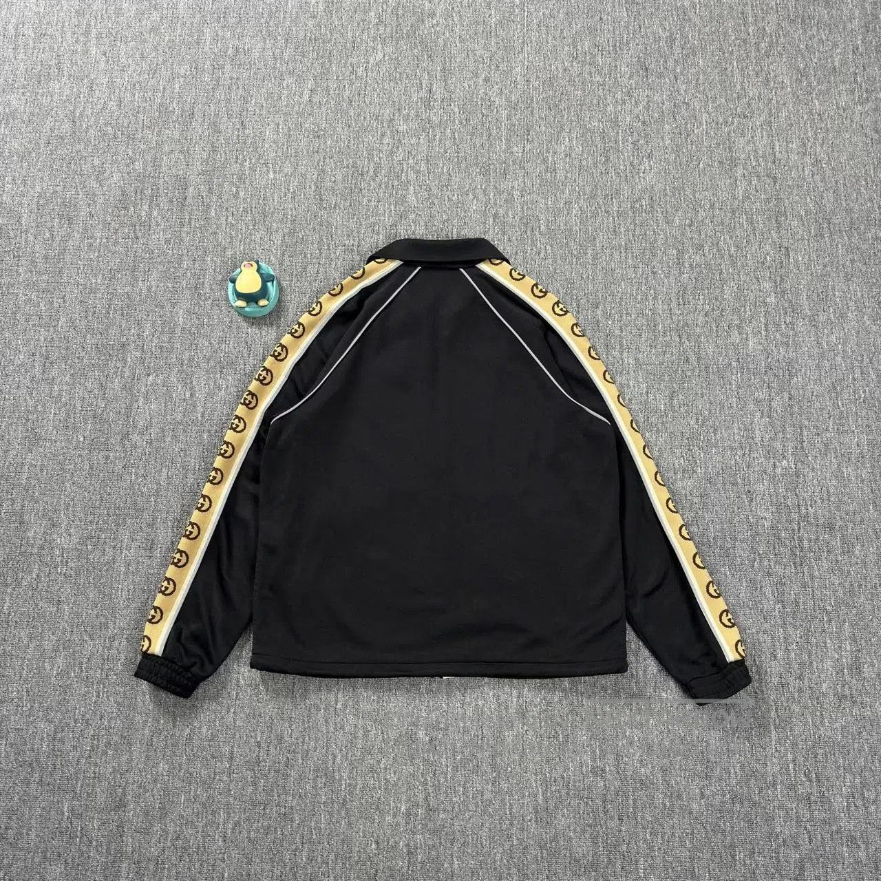 Gucci Gucci 3M Reflective Logo Jacket. Size US S / EU 44-46 / 1 - 2 Thumbnail