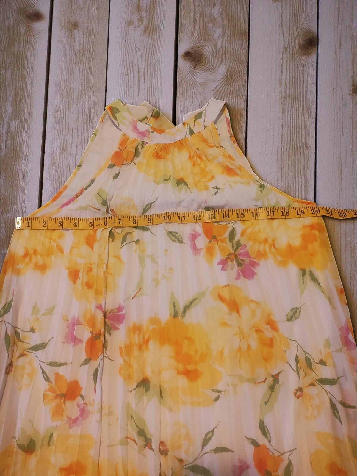Other Emma & Michele Women's Floral Pleated Midi Dress/Halter Neck Size M / US 6-8 / IT 42-44 - 8 Thumbnail
