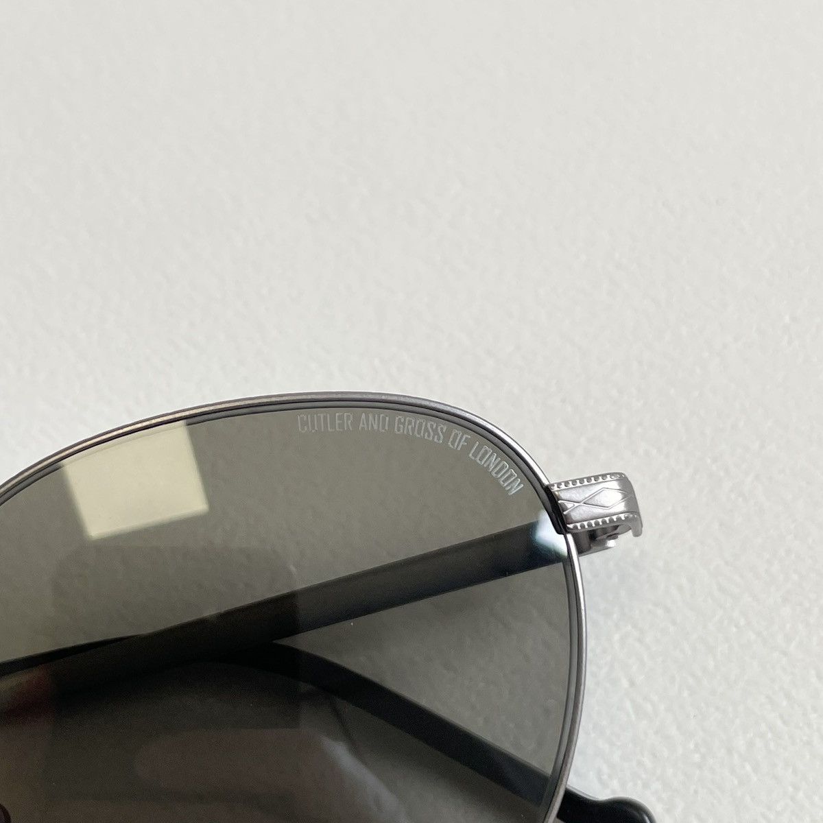 Cutler and Gross Gunmetal Silver Round Lens Sunglasses Size ONE SIZE - 7 Thumbnail