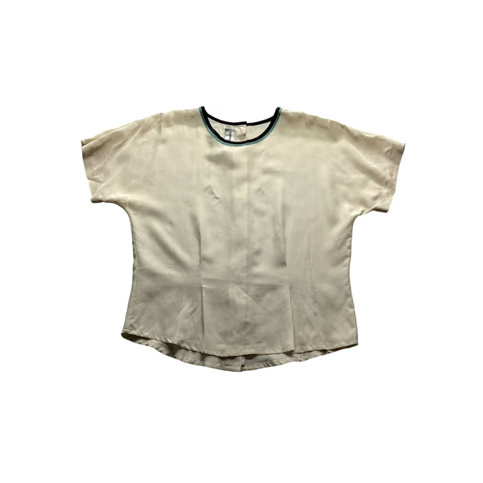 Vintage VINTAGE Casual Corner Silk Blouse Women Small Beige 100% Silk Shirts Womens Small Satin Back Buttons Good Size S / US 4 / IT 40 - 2 Thumbnail