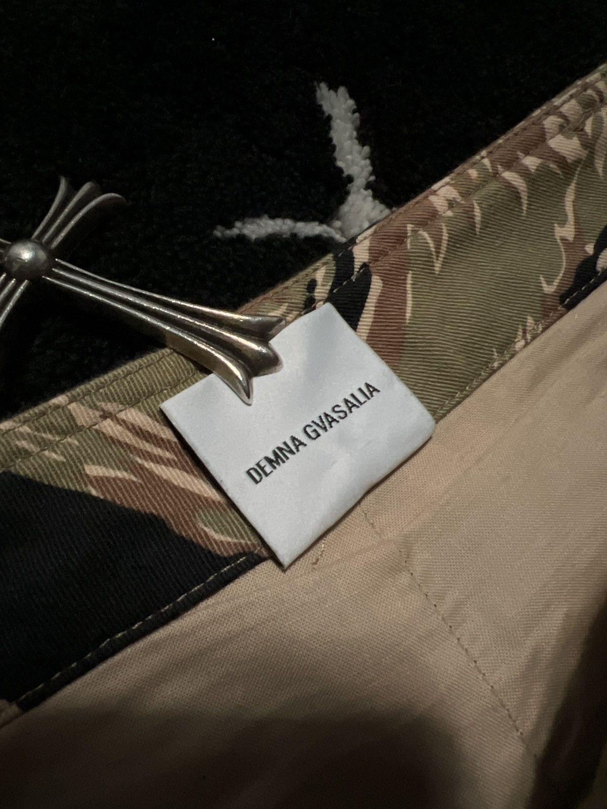 Vetements AW18 - Laser Cut Tiger Camo Cargo Pants Size US 30 / EU 46 - 4 Thumbnail