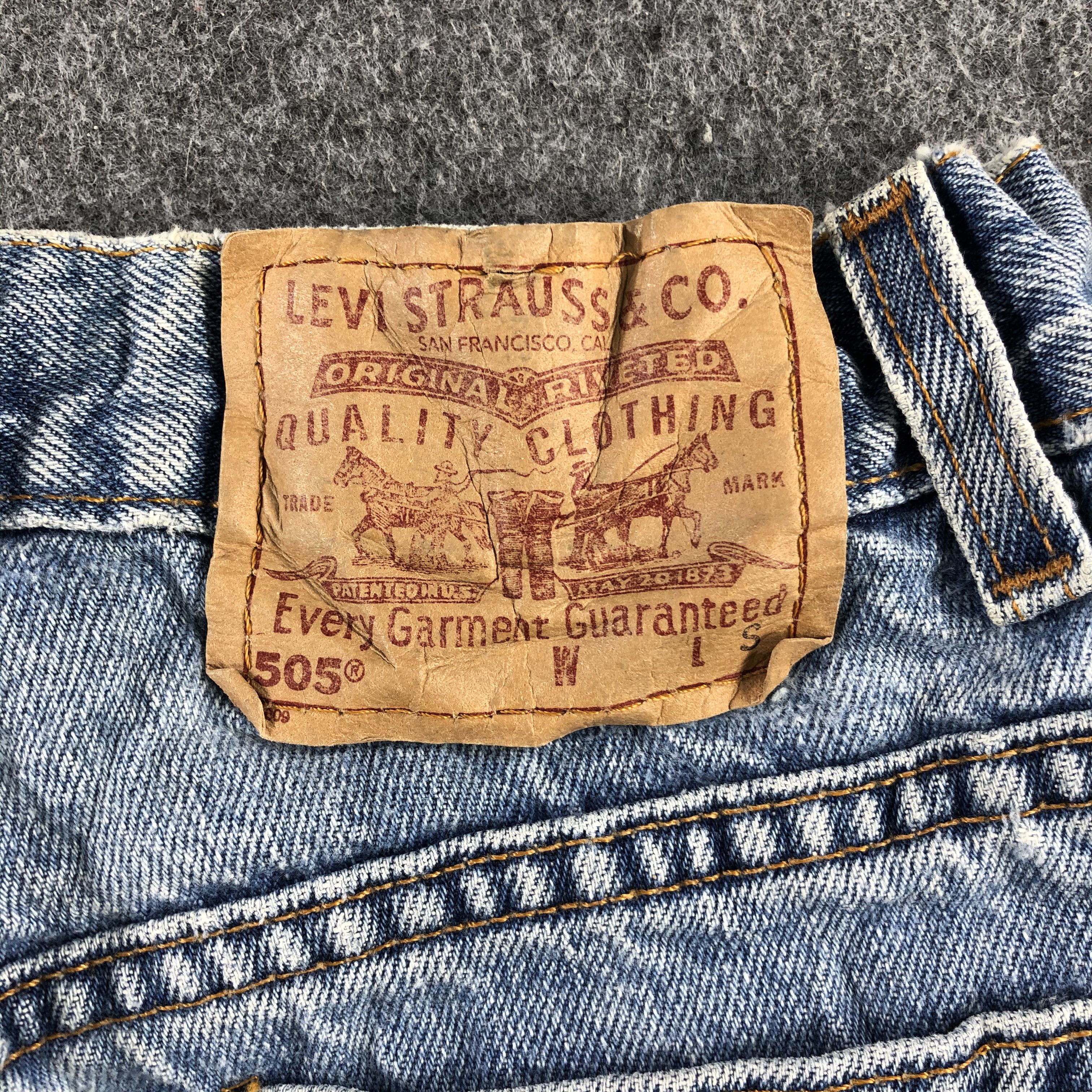 Levi's 90s Vintage Blue Wash Levis 505 Jeans-J2300 Size US 26 / EU 42 - 5 Thumbnail