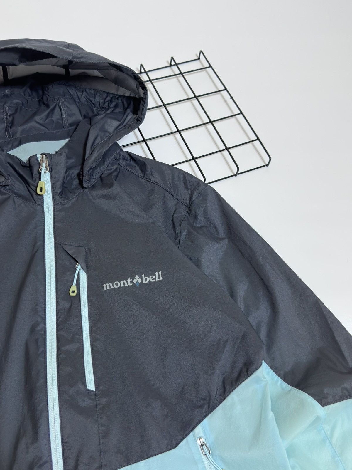 Montbell Montbell Lightweight Colorblock Windbreaker Jacket Size M Size US M / EU 48-50 / 2 - 2 Thumbnail