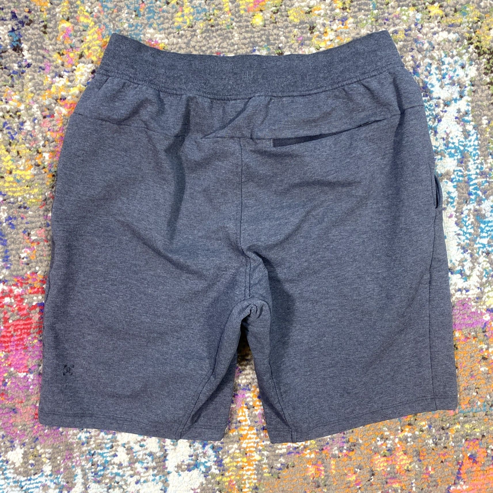 Lululemon Lululemon Shorts Mens M Gray 9 Inseam Athletic Gym Drawstring Stretch Lined Polyester Blend Regular Inseam 9 Size US 31 - 2 Thumbnail