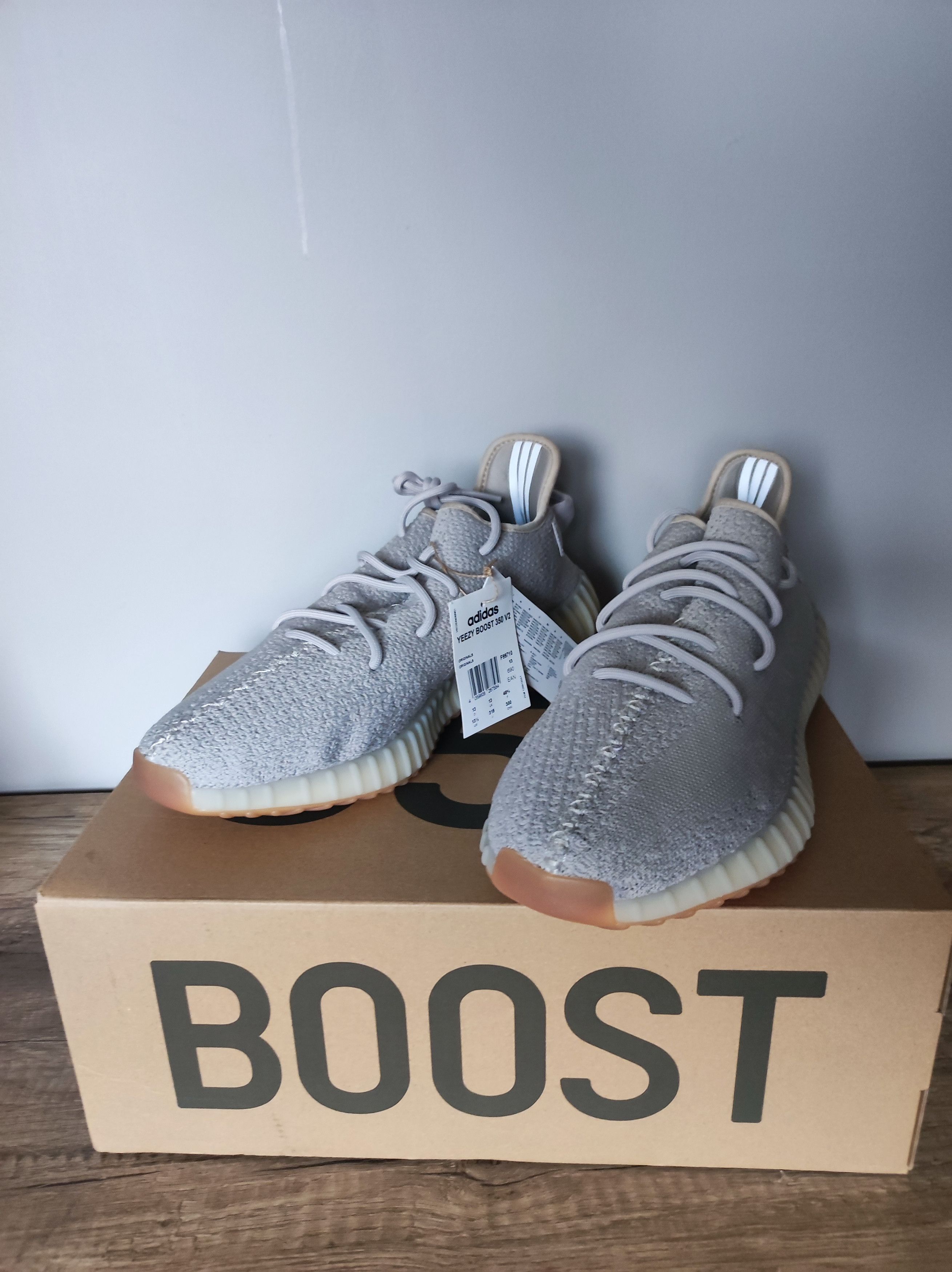 Adidas Adidas Yeezy 350 v2 Sesame Size US 13 / EU 46 - 1 Thumbnail