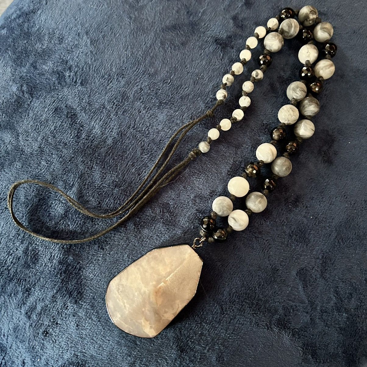 Handmade Hand crafted genuine stone agate black onyx necklace Size ONE SIZE - 5 Thumbnail