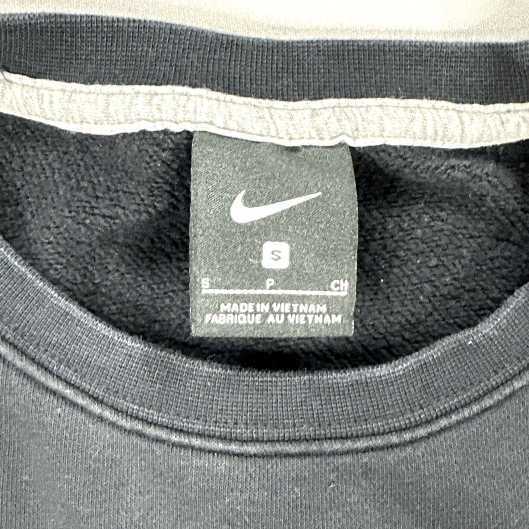 Nike Nike Shirt S Black Volleyball Sweatshirt Crewneck Graphic Swoosh Size US S / EU 44-46 / 1 - 5 Thumbnail
