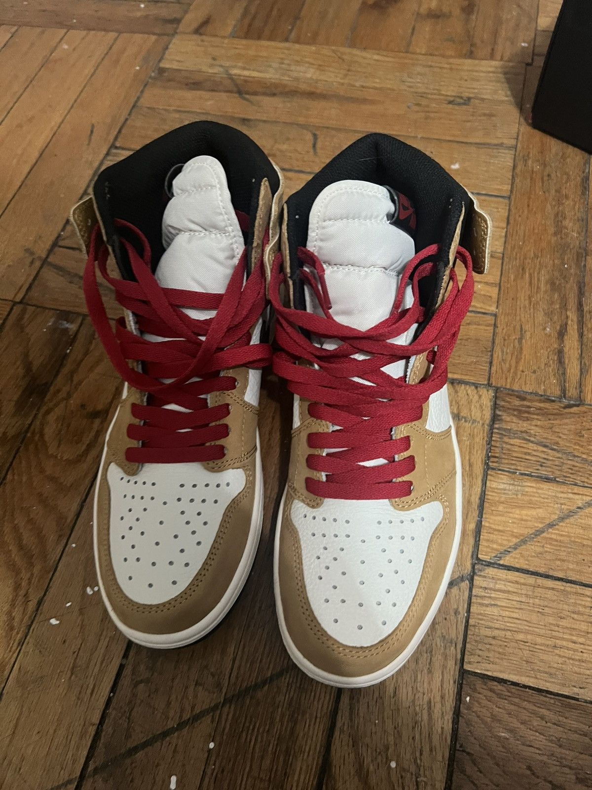 Jordan Brand Air jordan 1 retro high og rookie of the year Size US 8 / EU 41 - 4 Thumbnail