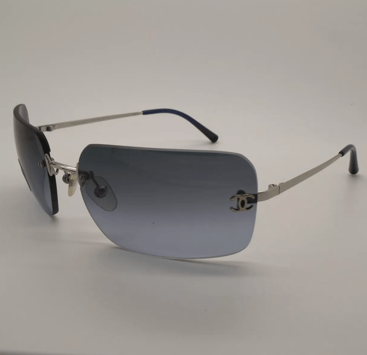 Chanel Chanel Sunglasses 4017 Rhinestone Rimless CC Logo Size ONE SIZE - 4 Thumbnail