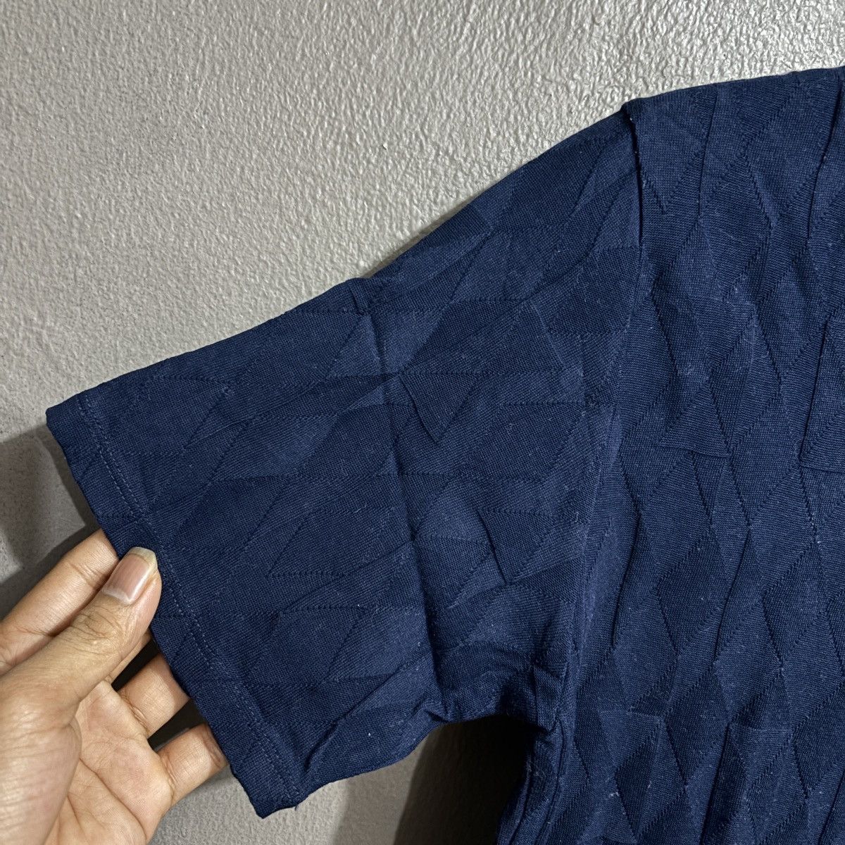 Japanese Brand Edifice V-Neck Tee Size US S / EU 44-46 / 1 - 5 Thumbnail