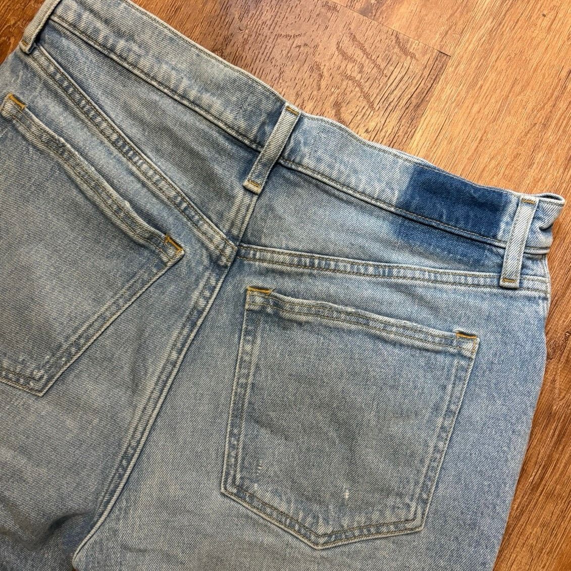 Abercrombie & Fitch Abercrombie & Fitch The 4” Mom Short High Rise Size 29/8 Size 30" / US 8 / IT 44 - 6 Thumbnail