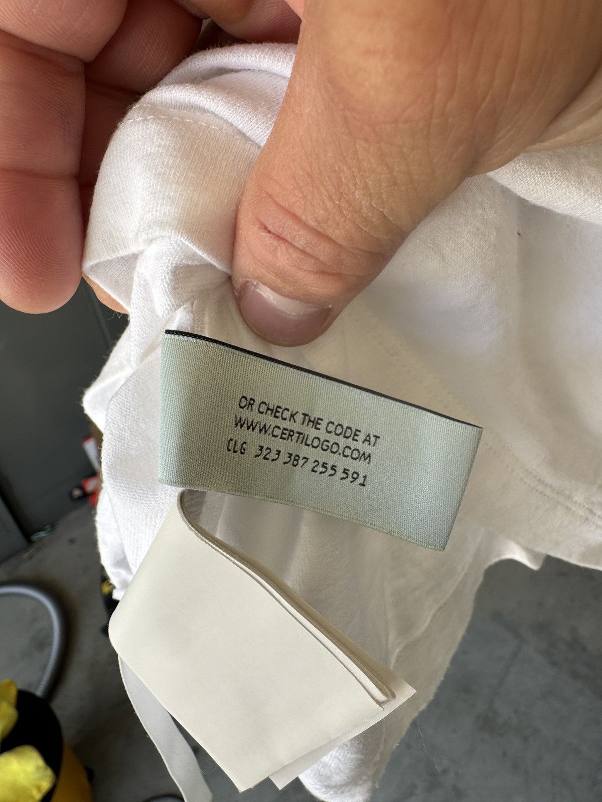 Off-White Off White Mona Lisa S Size US S / EU 44-46 / 1 - 7 Thumbnail