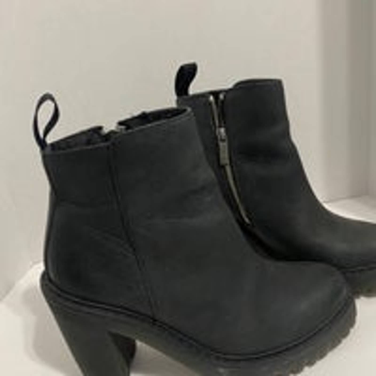 Dr. Martens Dr.Martens Magdalena Women’s Leather Heeled Chelsea Boots Size US 8 / IT 38 - 5 Thumbnail