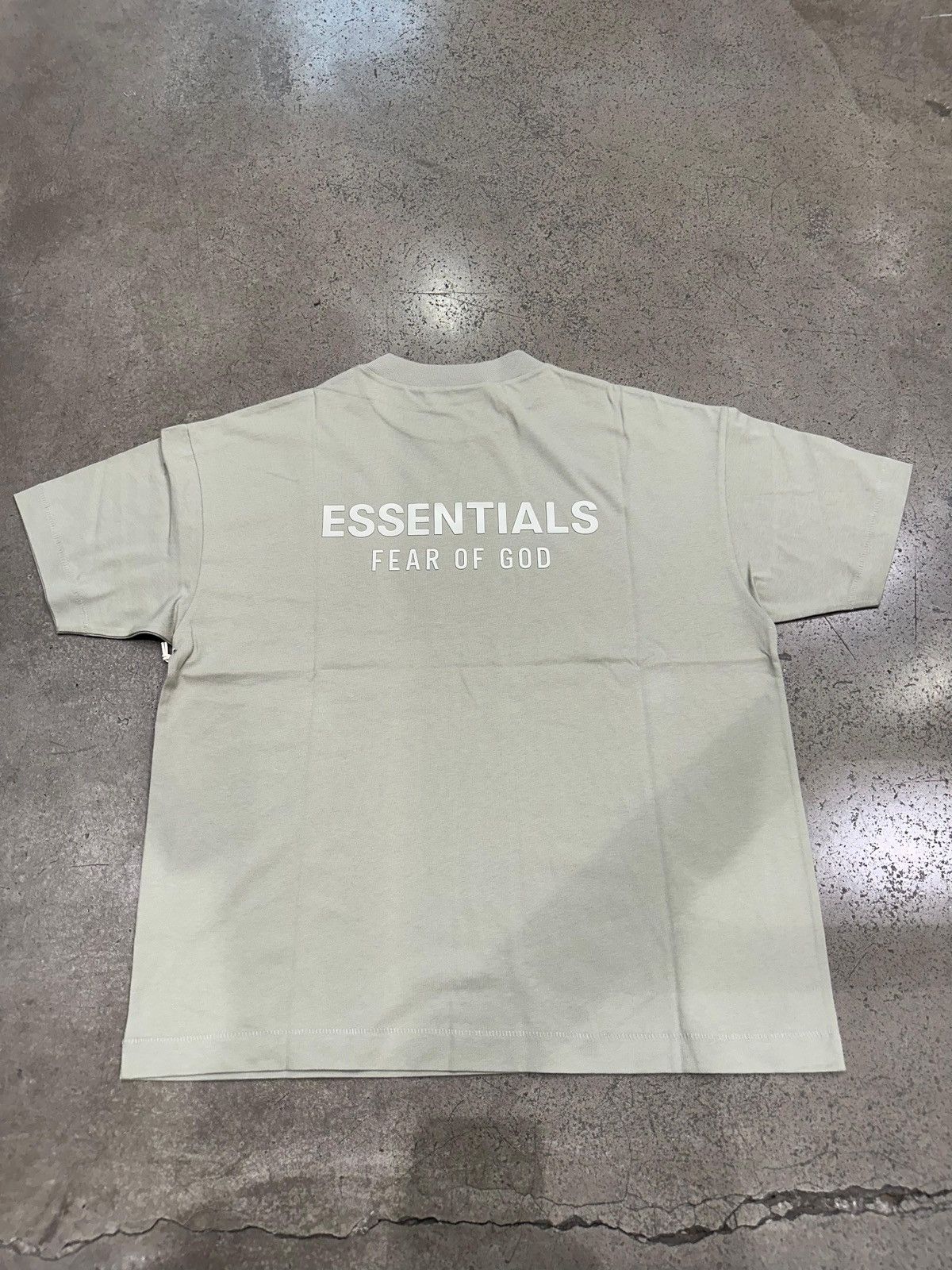 Essentials ESSENTIALS - Classic Fit T-Shirt Abbey Stone Size US XS / EU 42 / 0 - 1 Thumbnail