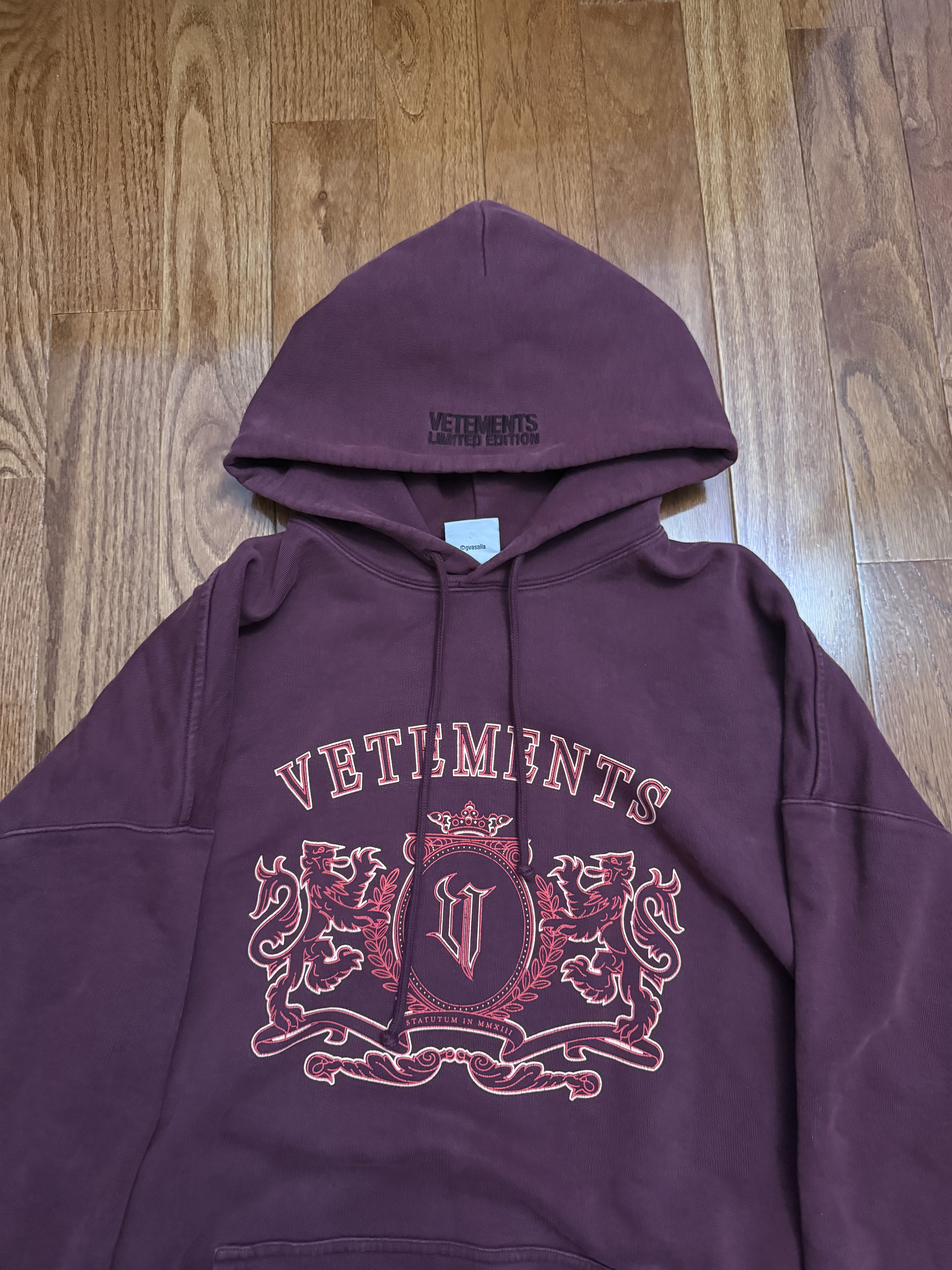 Vetements Vetements Red Royal Hoodie Size US M / EU 48-50 / 2 - 1 Thumbnail