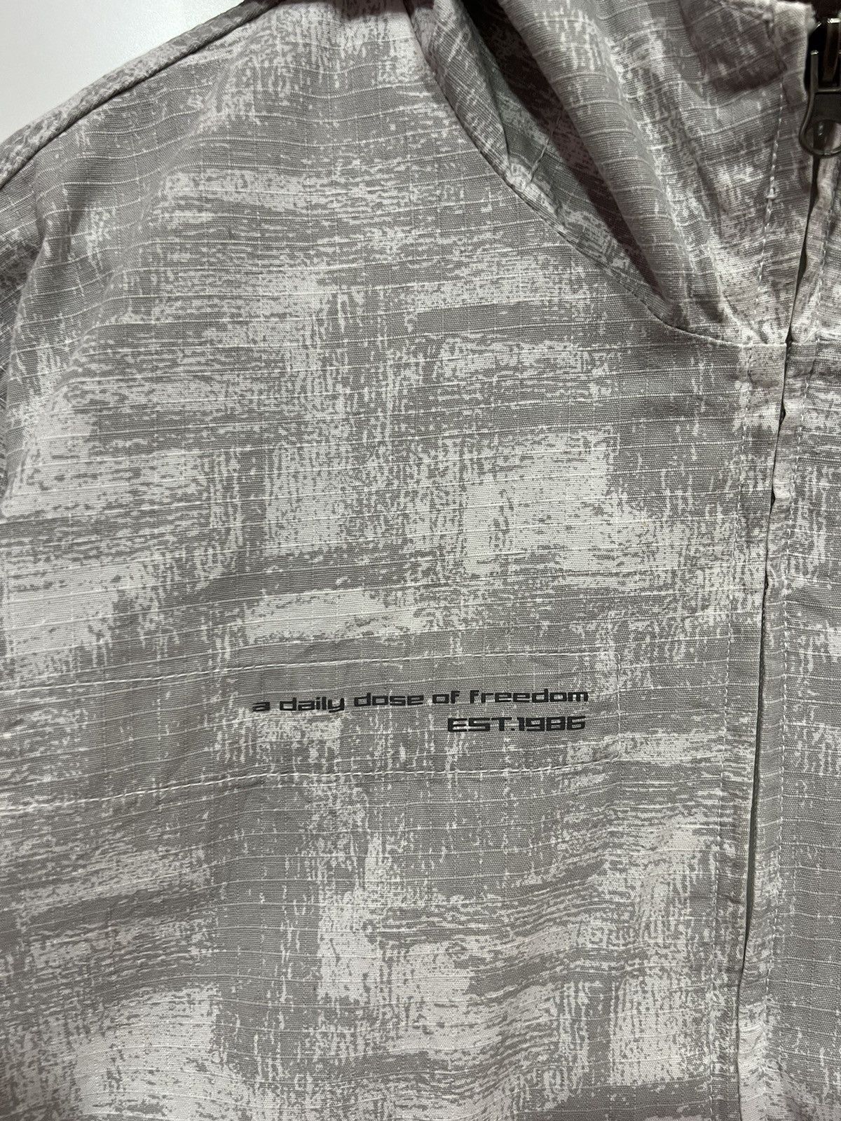Airwalk 🔥 AIRWALK SNOWBOARD WEAR RIPSTOP CAMO GREY - L Size US M / EU 48-50 / 2 - 5 Thumbnail