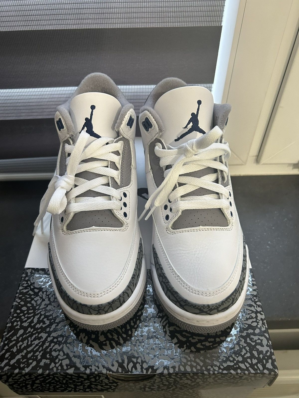 Jordan Brand Brand New Jordan 3 Retro “Midnight Navy” – SNKRS Purchase Size US 7.5 / EU 40-41 - 2 Thumbnail