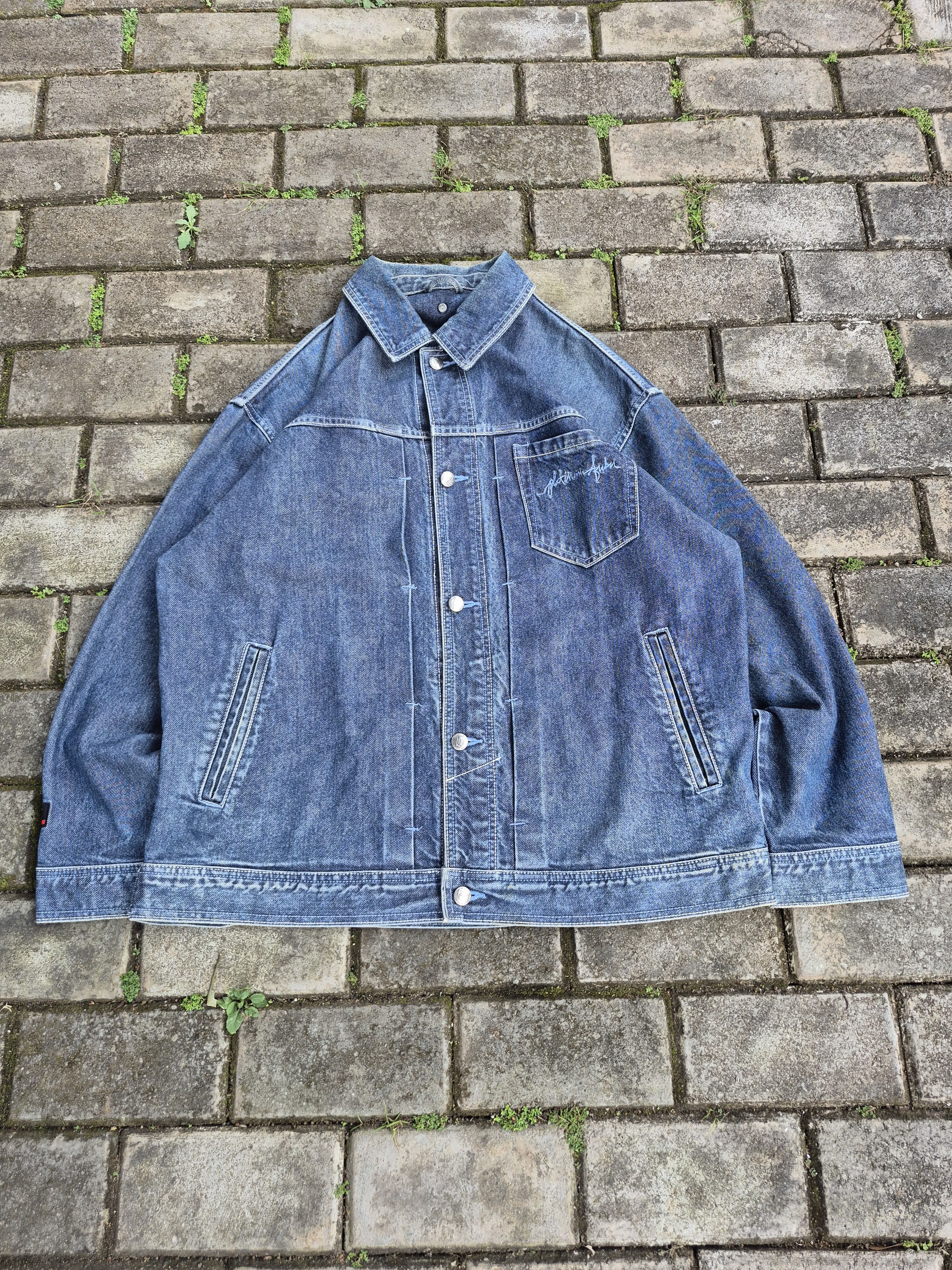 Fubu Trucker Denim Jacket Type 1 Platinum Fubu Size US XL / EU 56 / 4 - 5 Thumbnail