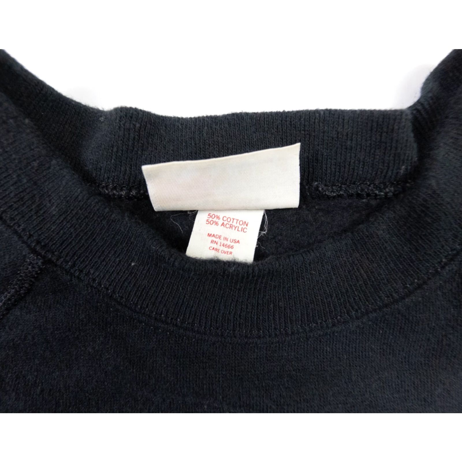 Vintage VINTAGE Bassett-Walker Sweatshirt Shirt Adult Large Black Eagle River Wisconsin 90s Logo Mens Size US L / EU 52-54 / 3 - 4 Thumbnail