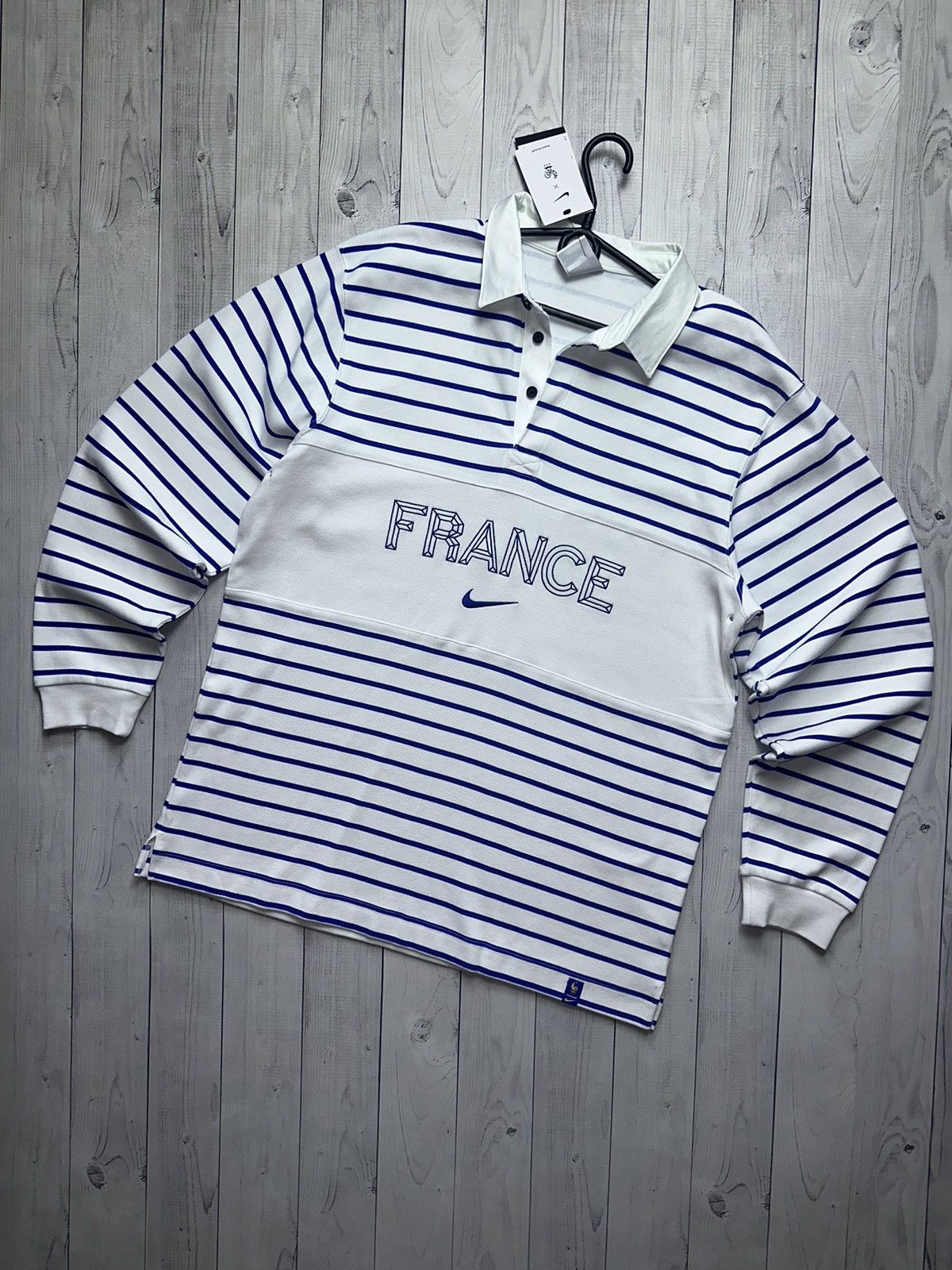 Nike France soccer rugby jersey striped size M/L Logo rare Size US L / EU 52-54 / 3 - 1 Thumbnail
