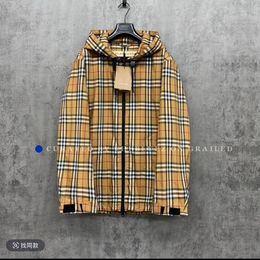 Burberry Vintage Burberry Genuine 80's Trench coat.Size - 50 R.L