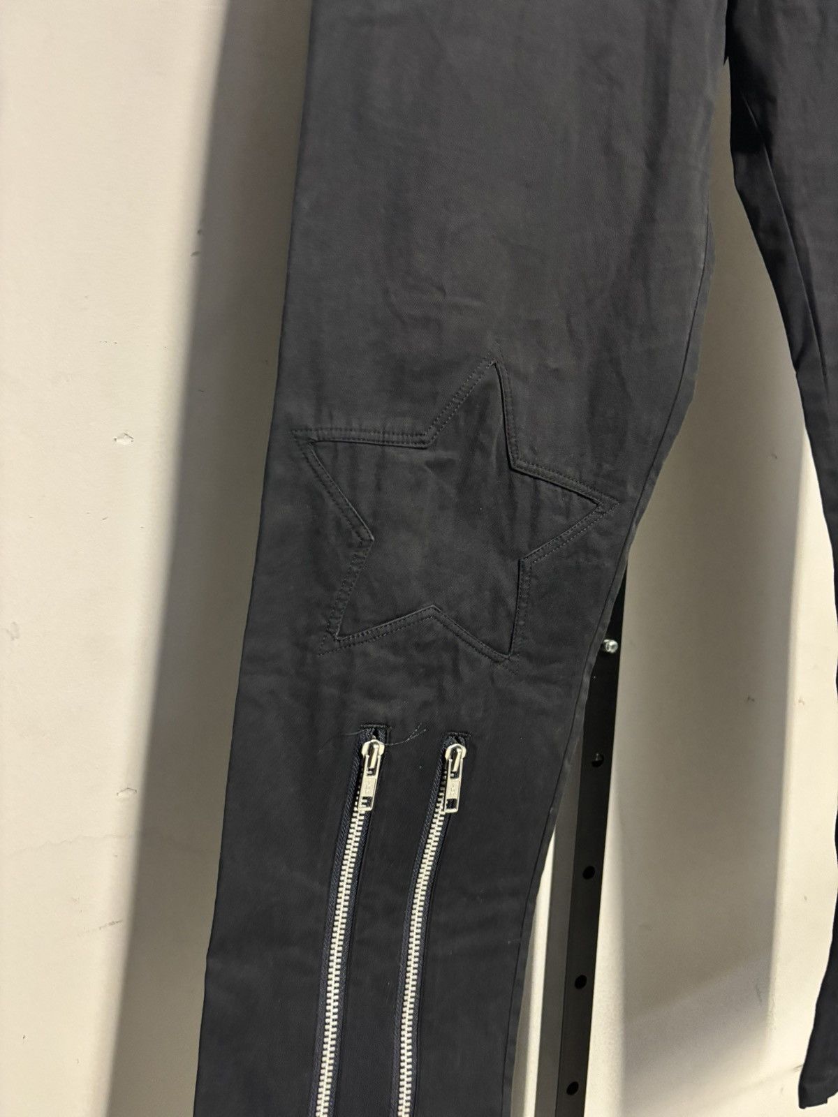 Undercover Undercover AW01 ‘Melting Pot’ Star Bondage Pants Size US 30 / EU 46 - 3 Thumbnail