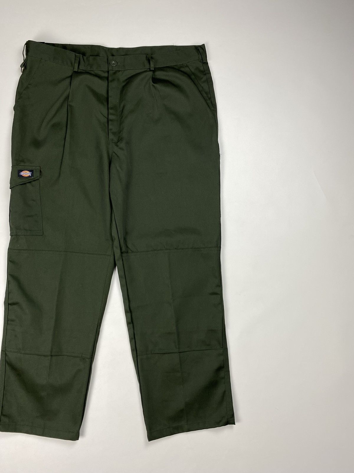 Dickies BNWT! Dickies Workwear men’s cargo pants trousers Size US 42 / EU 58 - 3 Thumbnail