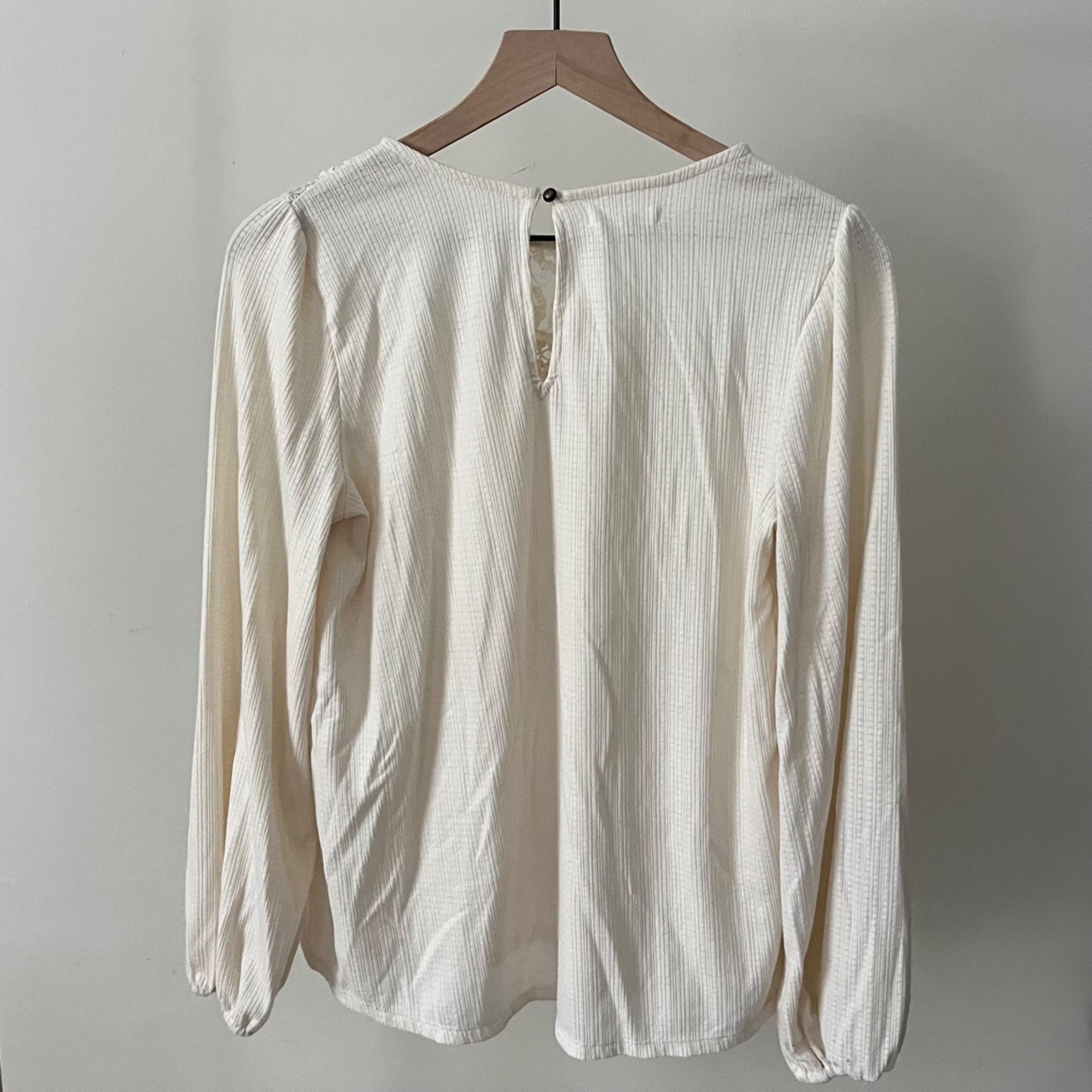 Other Maurice’s Cream Lacy Blouse Size M / US 6-8 / IT 42-44 - 2 Thumbnail