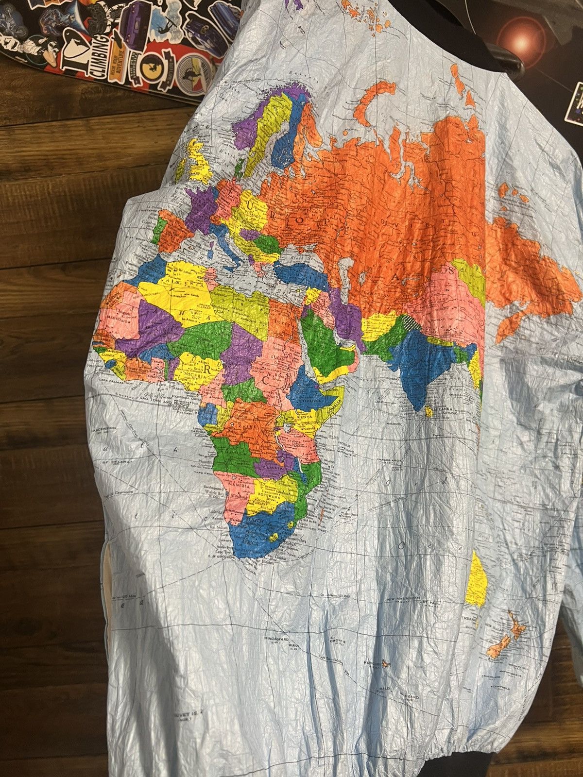 Vintage TY BREAKERS Vintage Wearin’ The World Tyvek Map 90s Jacket Size US L / EU 52-54 / 3 - 14 Thumbnail
