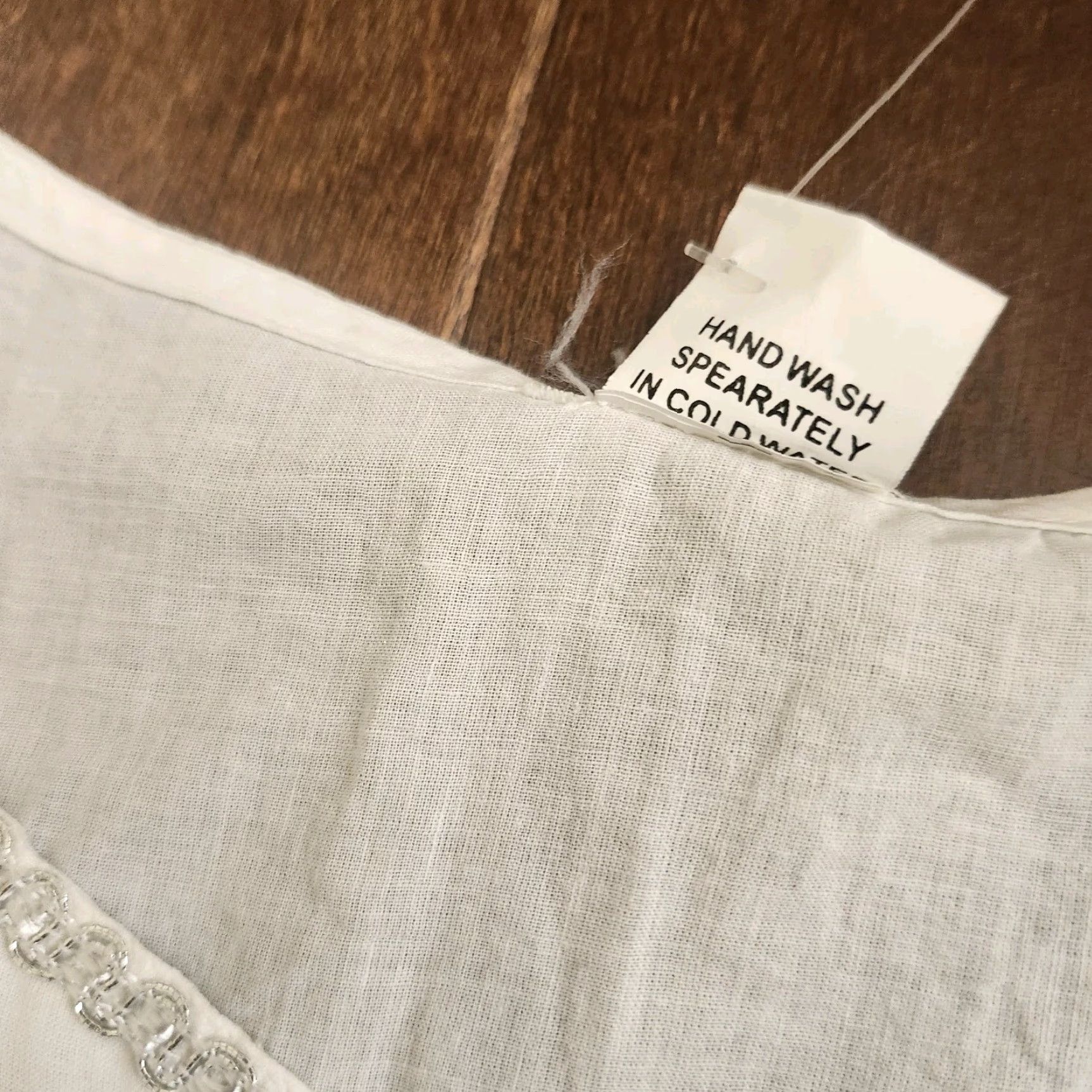 Vintage Sanchi White Embroidered Sleeveless Blouse Top Cotton Size Medium Women Regular Pullover Blouse, Party/Cocktail, Casual, Travel Size M / US 6-8 / IT 42-44 - 7 Thumbnail