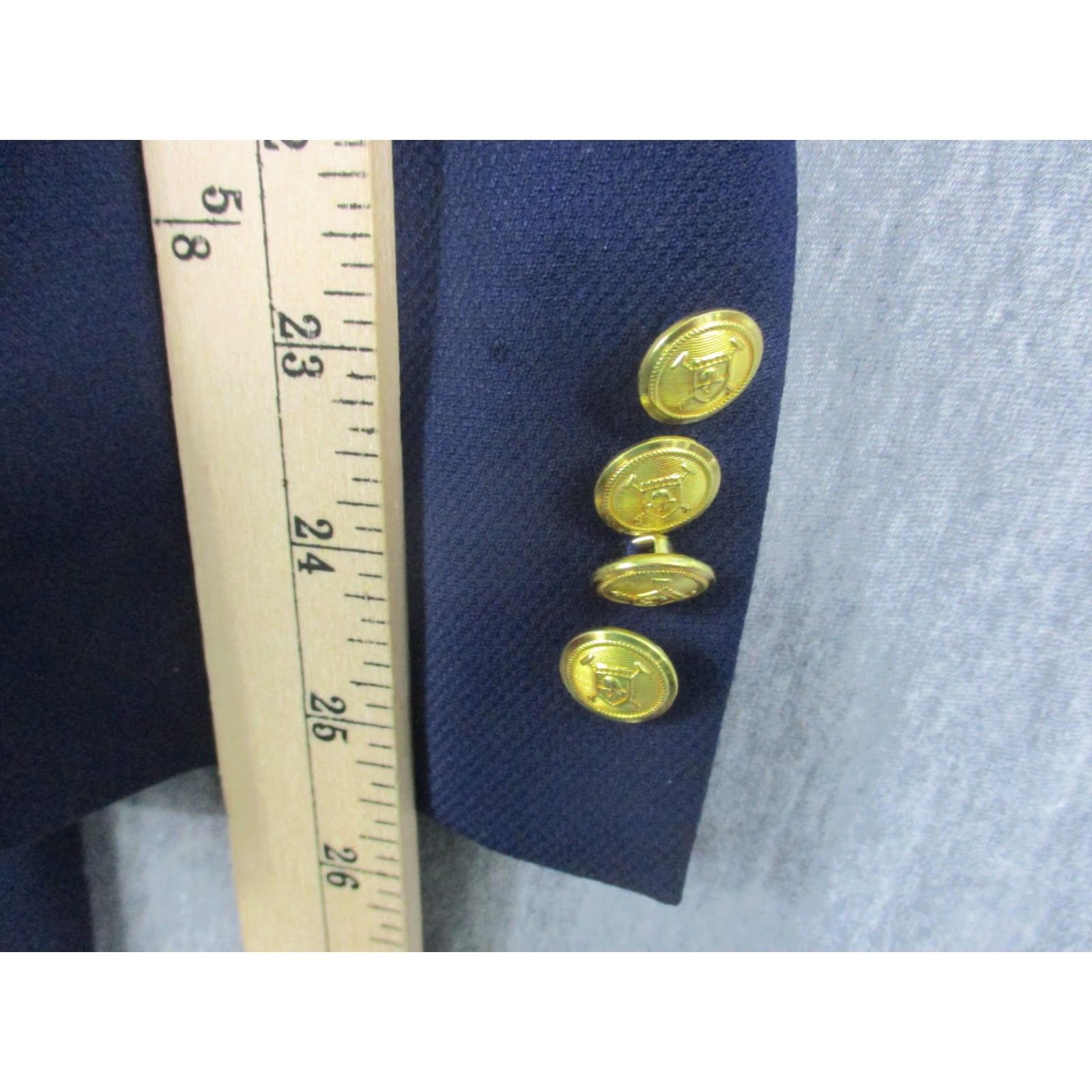 Ralph Lauren VINTAGE Lauren Ralph Lauren Blazer Mens 44R Navy Blue Wool Blend Gold Button Sport Coat Size 44R - 5 Thumbnail