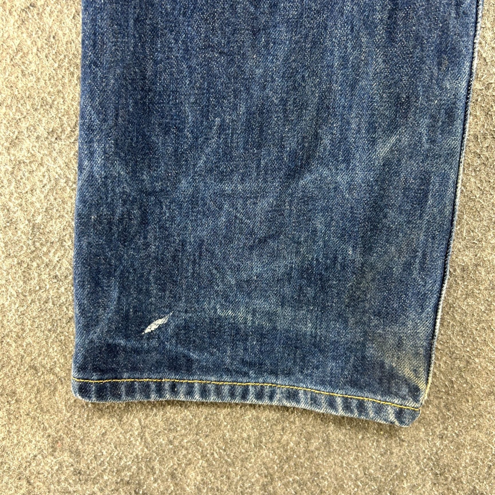 Levi's VINTAGE Levi's 501 Jeans Mens 33x30 Blue Straight Regular Fit Y2K Retro 90s Jeans Mens Size US 33 - 6 Thumbnail
