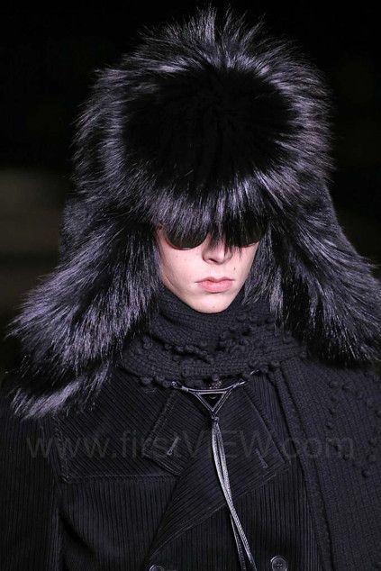 Saint Laurent Paris FW'18 Chapka Trapper Hat in Black Fox Fur Size ONE SIZE - 1 Thumbnail