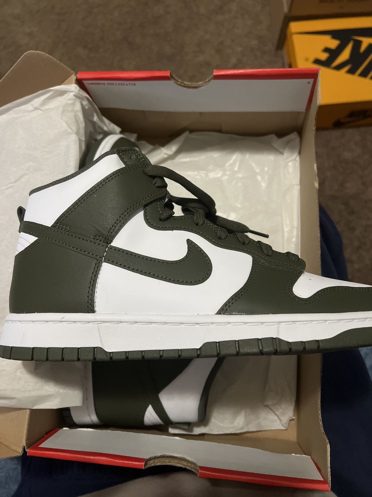 Nike Nike Dunk High Olive Size US 9.5 / EU 42-43 - 5 Thumbnail