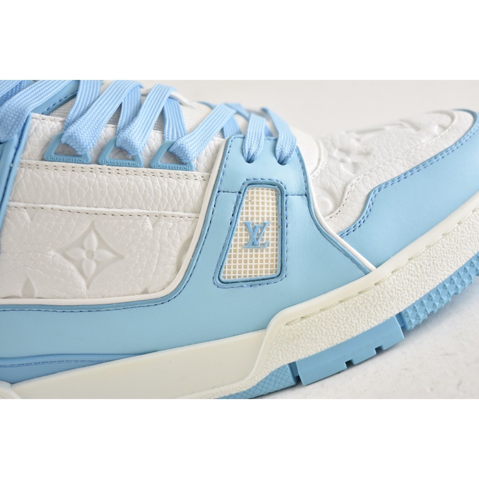 Louis Vuitton Louis Vuitton Sky Blue Empreinte White Leather Low Trainer Size US 10 / EU 43 - 8 Thumbnail