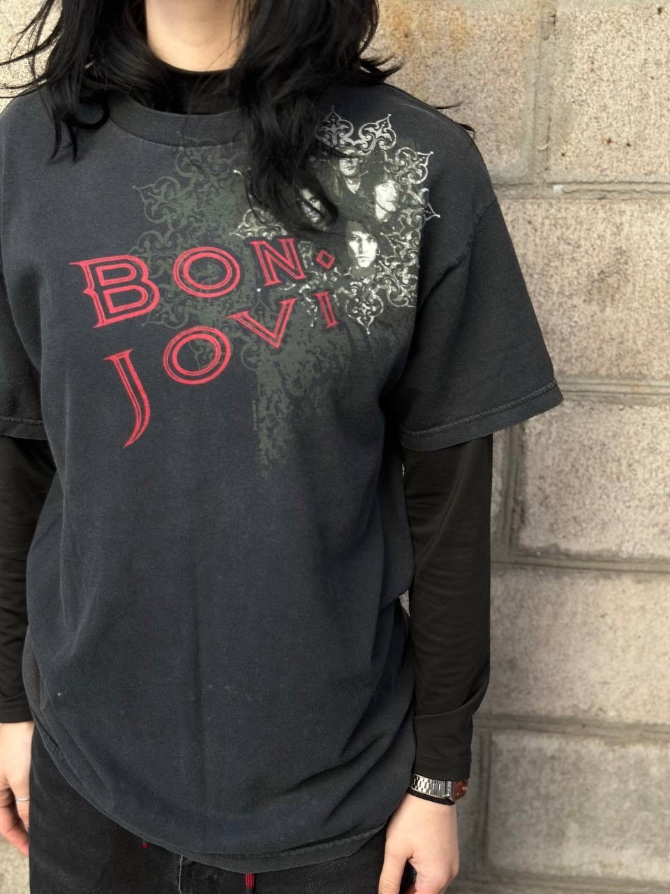 Bon Jovi VTG Adult Bon Jovi T-shirts Big Logo 2005 Rock Band Distres Size US XL / EU 56 / 4 - 4 Thumbnail